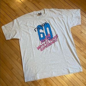 VINTAGE GRAPHIC TEE